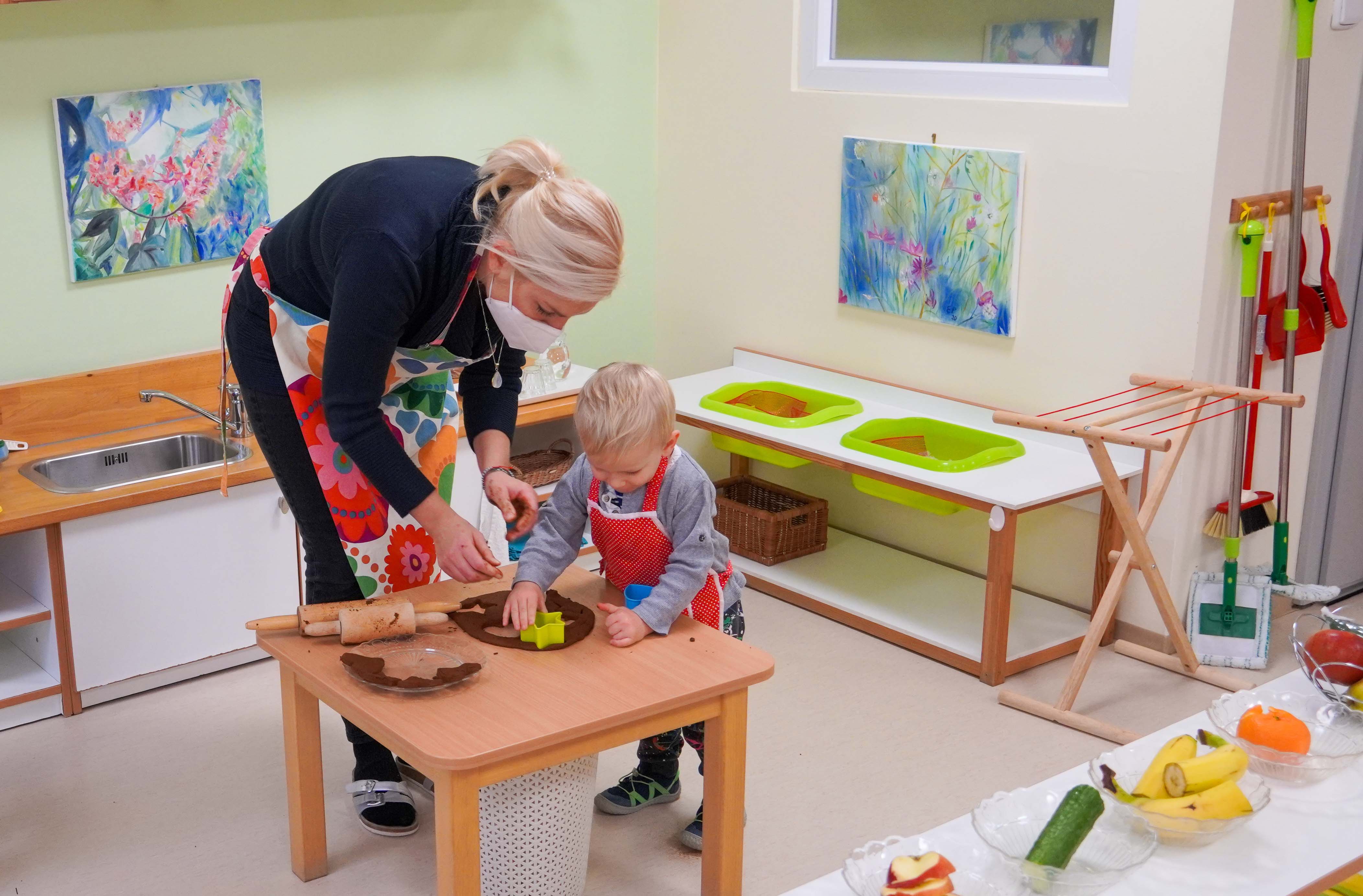 skoricové ozdoby, Montessori jesle