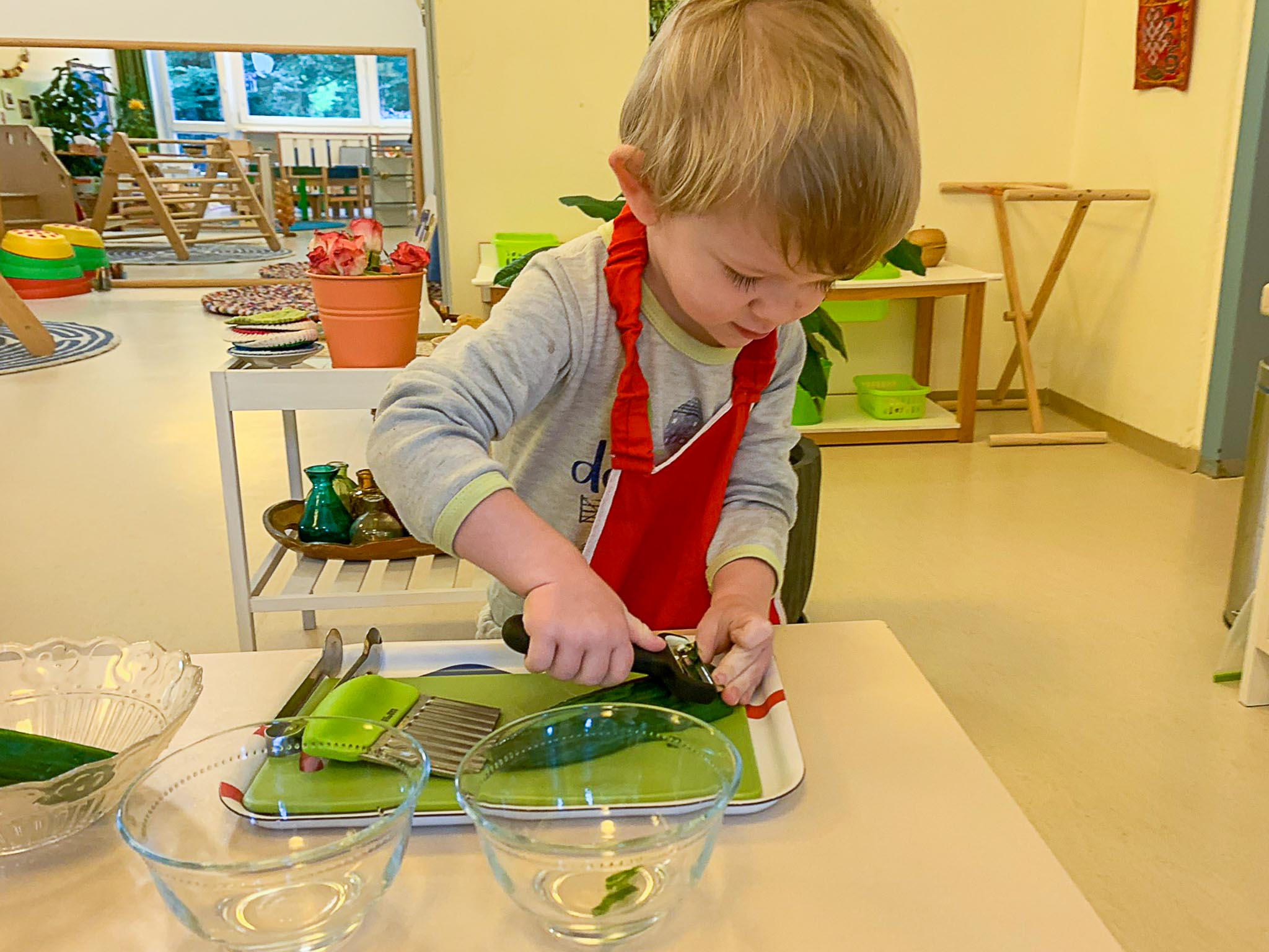 Practising Independence in Montessori